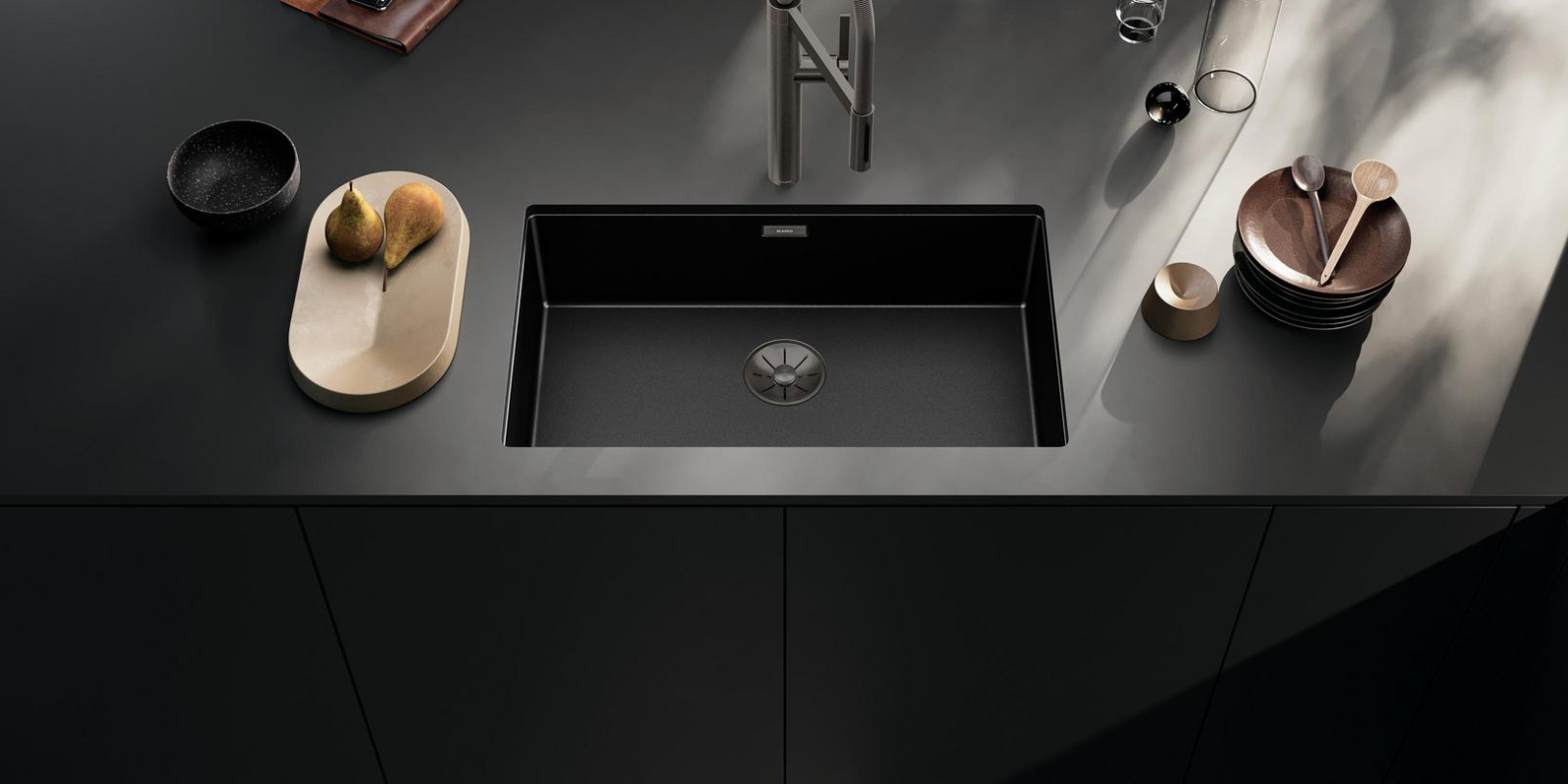 Chiuvete cu montaj sub blat