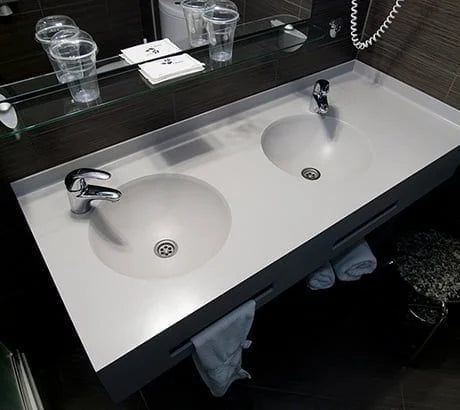 RONDO-UN – lavoar încastrabil în blat din compozit acrilic