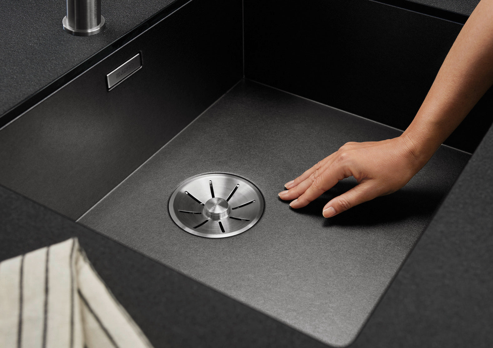 Chiuvetă bucătărie inox Blanco ZEROX 500-U Dark Steel 540 × 440 mm