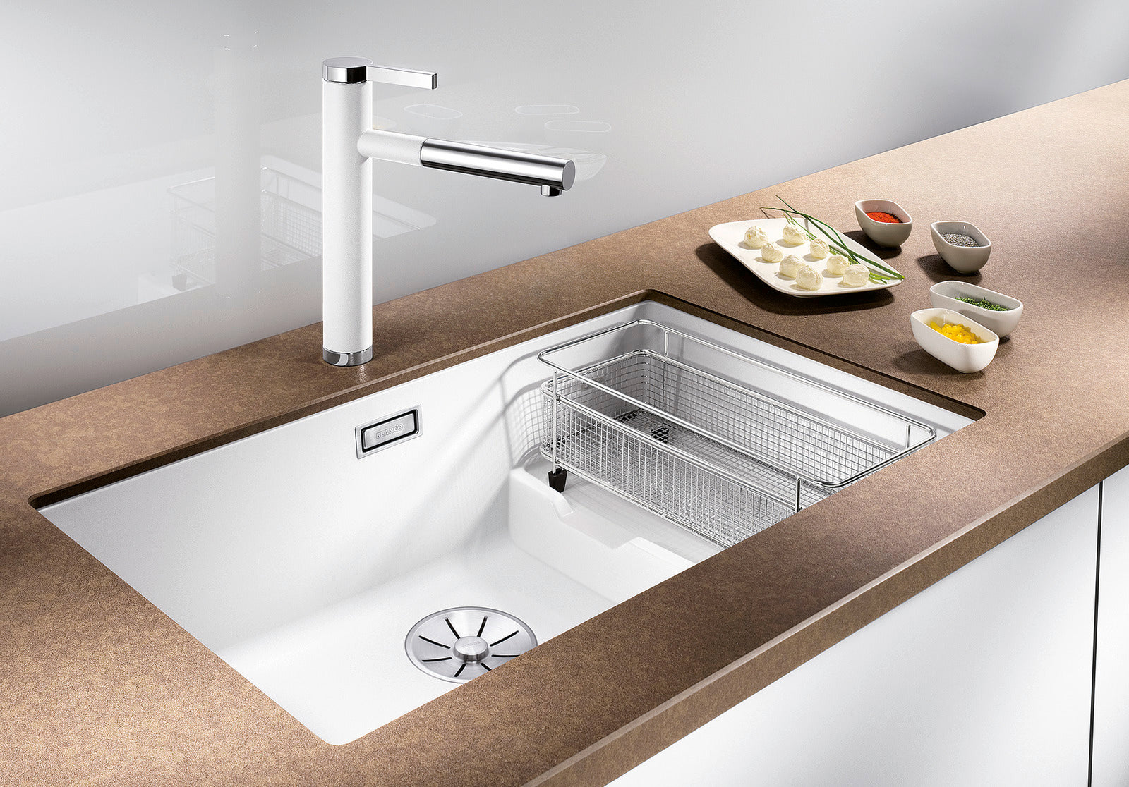 Chiuvetă bucătărie Silgranit Blanco SUBLINE 700-U Level trufe 730×460 mm
