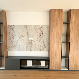 Mobilier pentru living realizat la comandă de NORVINIA