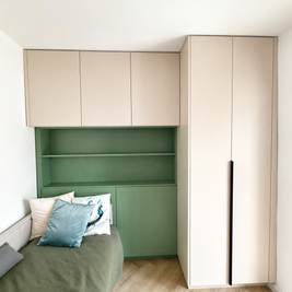 Mobilier la comandă pentru cameră de copil din MDF termoformat