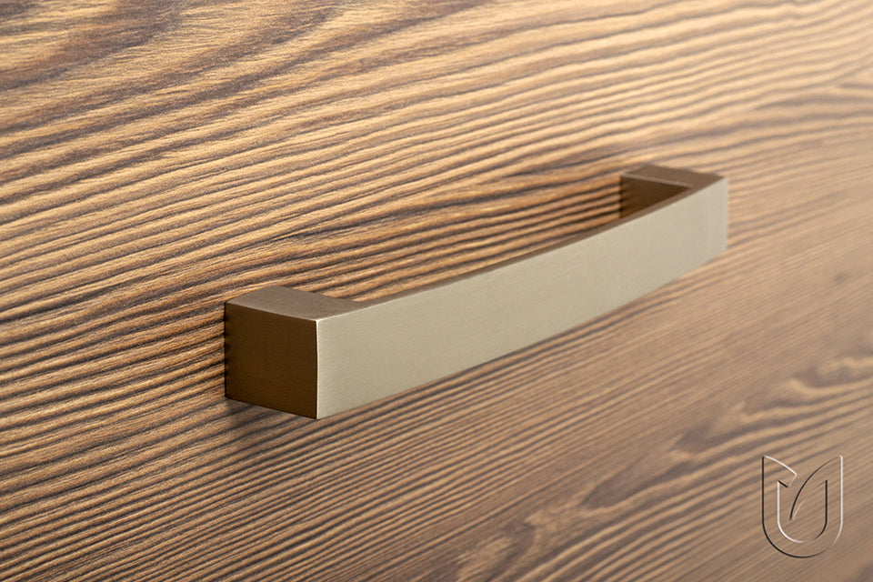 Mâner pentru mobilier Tulip Ulica – finisaj crom satinat mat, zamac, interax 320 mm