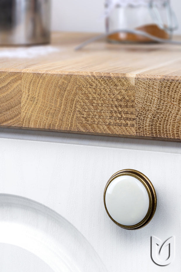 Buton mobilier Tulip Margarita – cositor antichizat (old tin) / porțelan alb, rotund, Ø35 mm, H27 mm