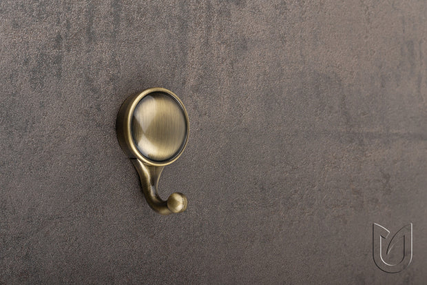 Agățătoare pentru cuier Tulip Murero – alamă antichizată, 1 agățătoare, zinc, montaj frontal (cu șuruburi incluse)