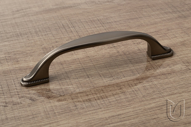 Mâner pentru mobilier Tulip Tomo – cositor antichizat (pewter/old tin), finisaj șlefuit, interax 160 mm