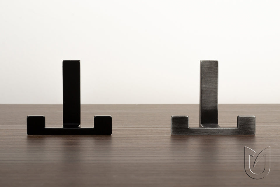 Agățătoare pentru cuier Tulip Kara S – nichel periat, finisaj mat, 60 mm, 1 cârlig, zamac, montaj frontal, șuruburi incluse