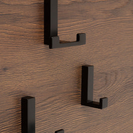 Agățătoare pentru cuier Tulip Kara S – nichel periat, finisaj mat, 60 mm, 1 cârlig, zamac, montaj frontal, șuruburi incluse