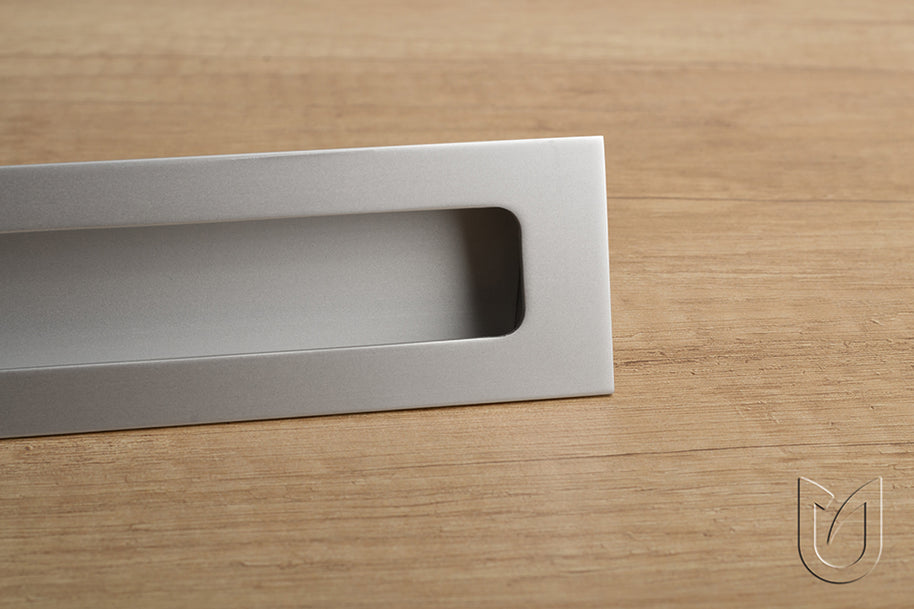Mâner îngropat pentru mobilier Tulip Rulida – aluminiu anodizat mat, interax 128 mm