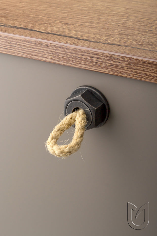 Buton mobilier Rope – antichizat negru, plastic, rotund, 35×27 mm, fără șurub