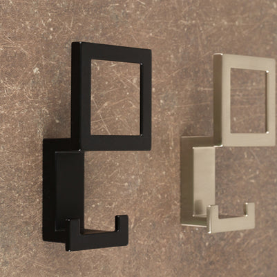 Agățătoare cu 3 cârlige Tulip Marell – negru mat, 101 × 52 mm, zamac, montaj frontal