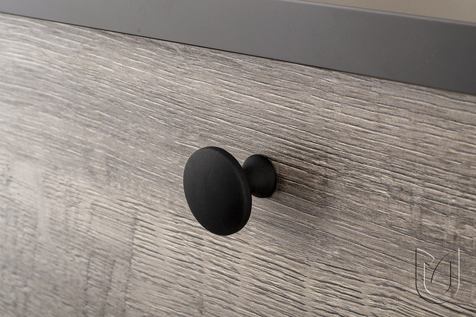 Buton mobilier Evan – negru lucios, rotund, cu șurub