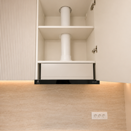 Mobilier de bucătărie NORVINIA, cu fronturi din MDF termoformat, blat termorezistent EGGER și mânere tip profil GOLA