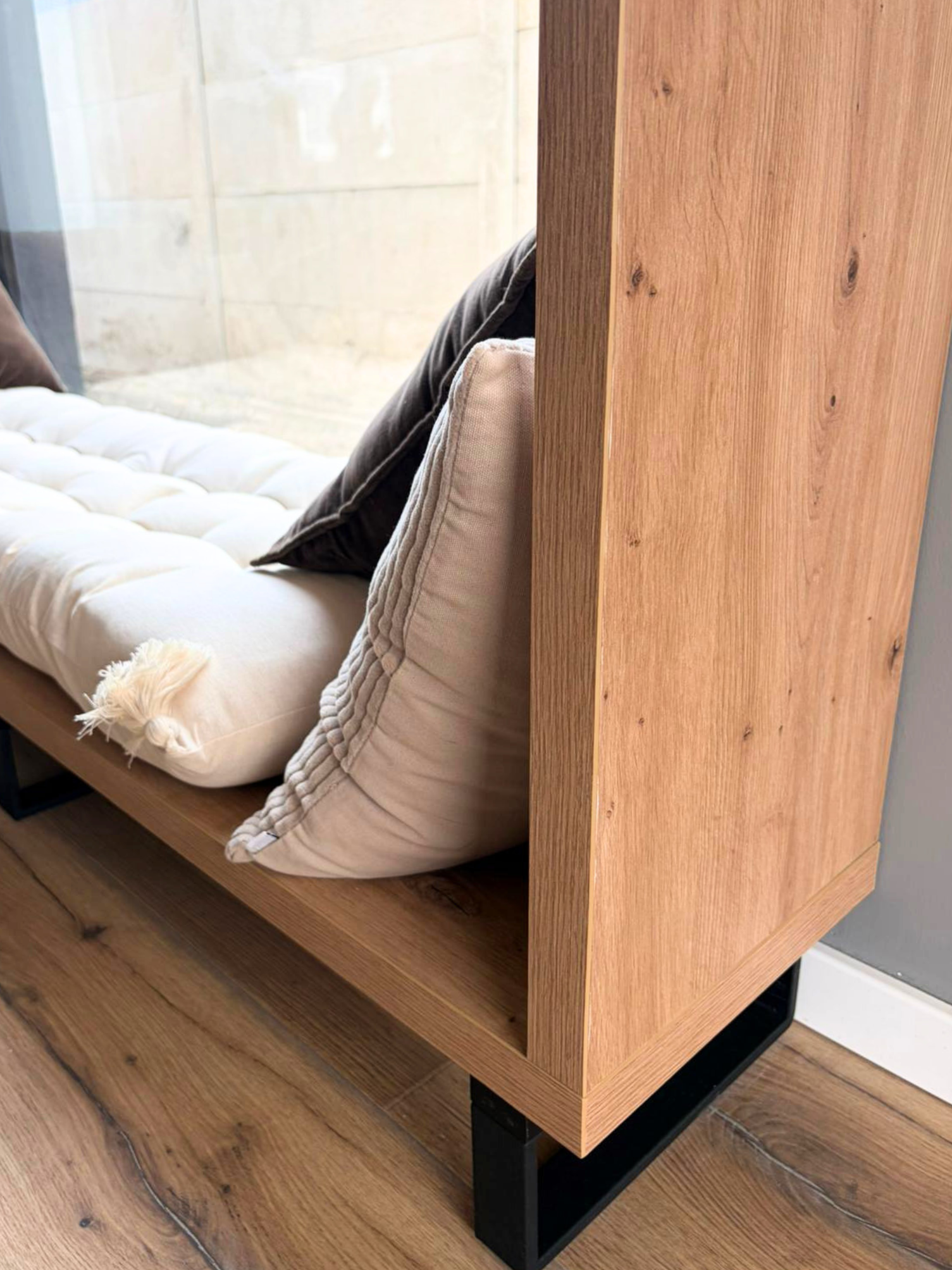 Mobilier NORVINIA pentru living open space