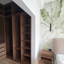 Dressing integrat în dormitor din PAL