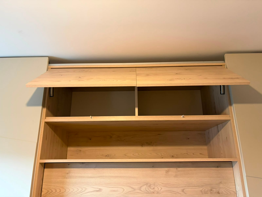 Mobilier la comandă (dulap) pentru dormitor