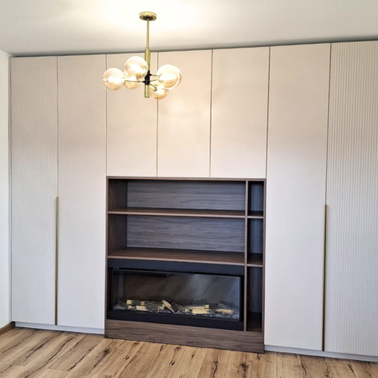 Dressing cu fronturi cu profil riflat realizat la comandă de NORVINIA