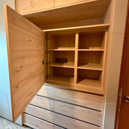 Mobilier la comandă (dulap) pentru dormitor