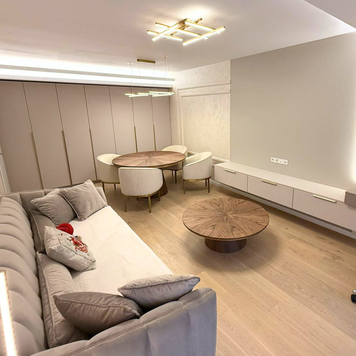 Mobilier pentru living cu fronturi din MDF termoformat realizat la comandă de NORVINIA