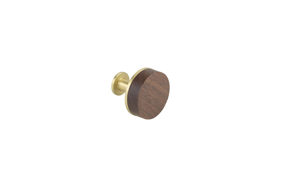 Buton pentru mobilă Tulip – nuc & auriu mat, lemn/metal