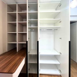 Mobilier la comandă pentru dormitor NORVINIA