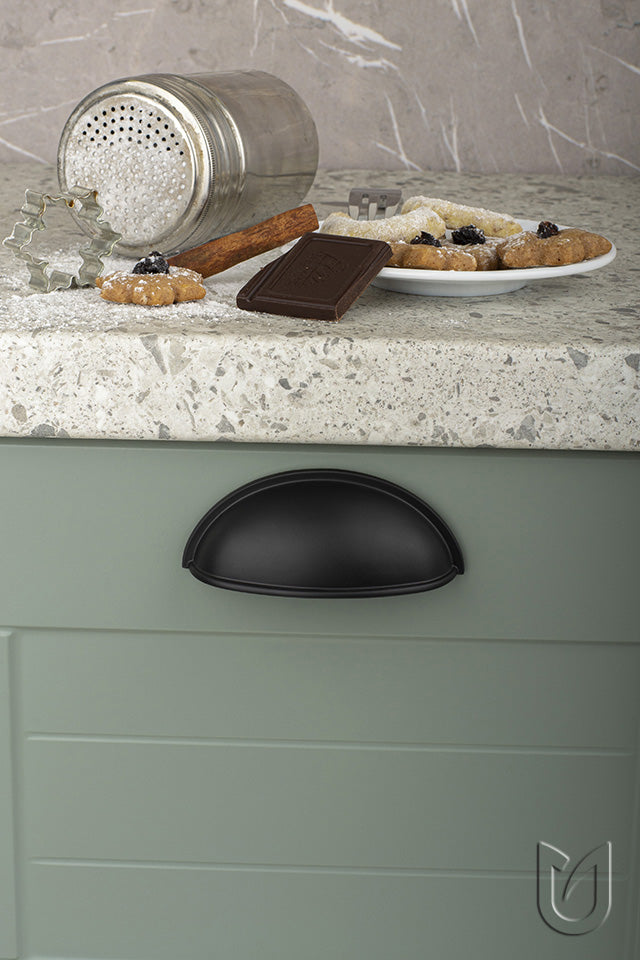 Mâner tip scoică pentru mobilier Tulip Loka – zamac, finisaj nichel periat, interax 76 mm