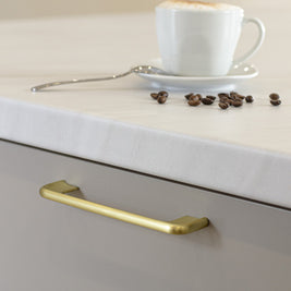 Buton pentru mobilă Tulip Tonk – auriu, metal (oval)