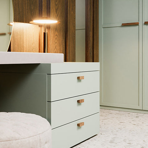 Mâner pentru mobilier Tulip Xin – stejar lăcuit, interax 192 mm