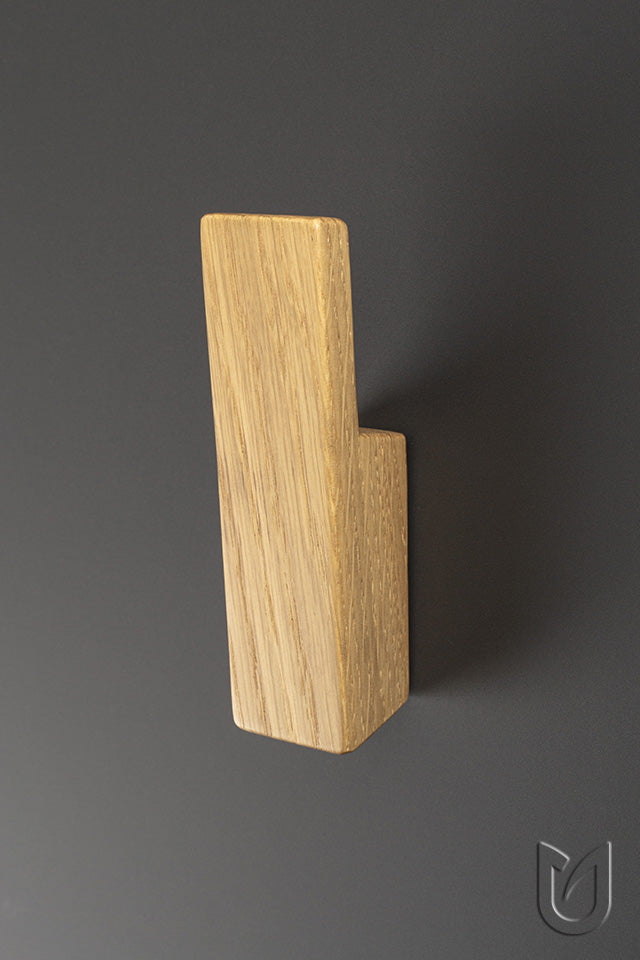 Buton pentru mobilă Tulip Xin – stejar natur (raw), lemn/metal