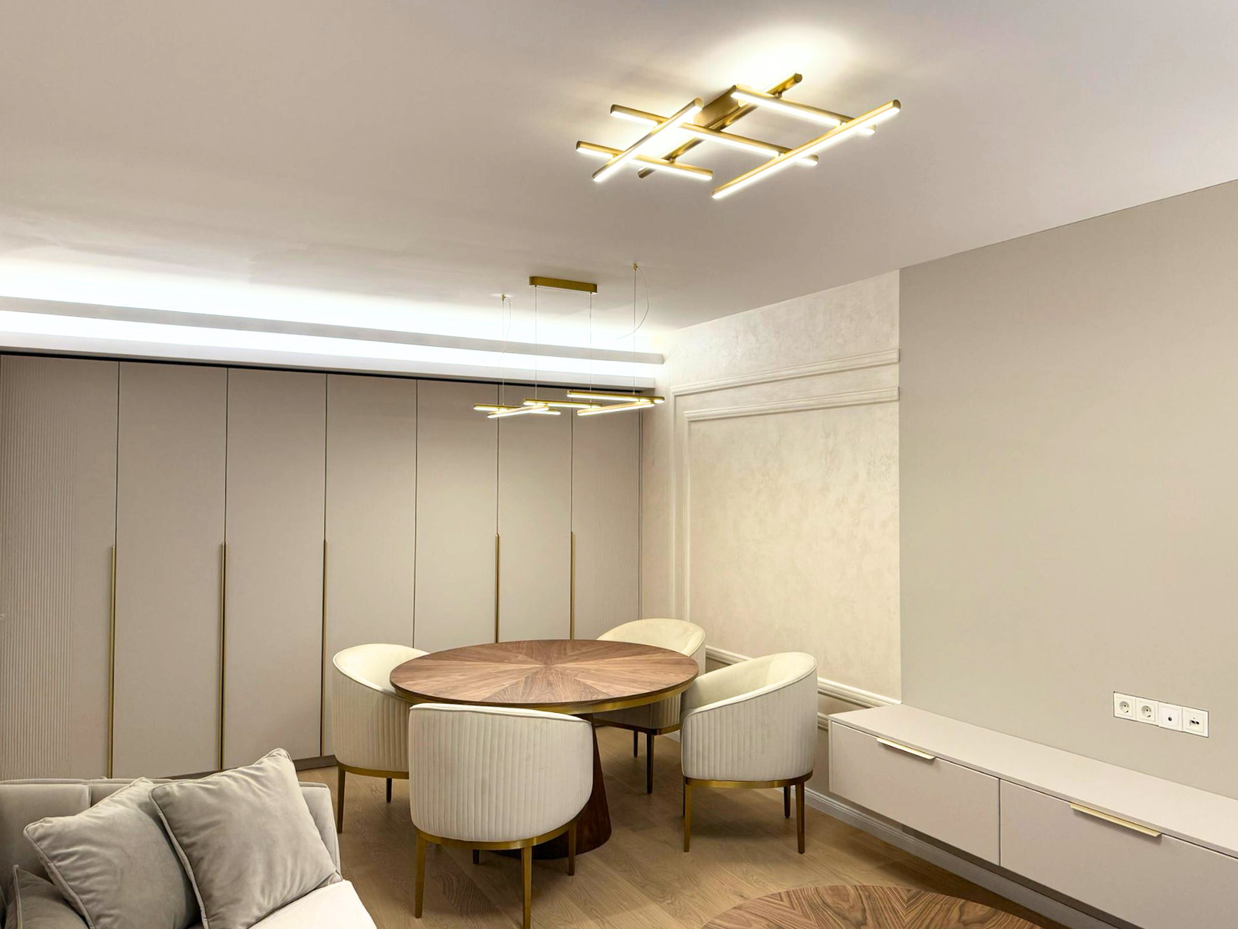 Mobilier pentru living cu fronturi din MDF termoformat realizat la comandă de NORVINIA