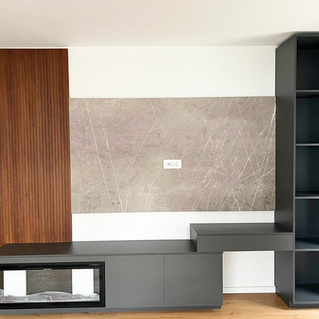 Mobilier pentru living realizat la comandă de NORVINIA