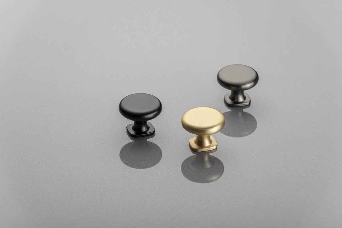 Buton mobilă LORENA 33x26 mm, brushed gold