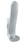 Agățătoare dublă Tulip Iwo – crom satinat, finisaj mat, H135 mm, 2 cârlige, zamac, montaj frontal, șuruburi M4 incluse