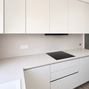 Mobilier de bucătărie NORVINIA, cu fronturi din MDF termoformat, blat termorezistent EGGER și mânere tip profil GOLA, finisaj negru mat