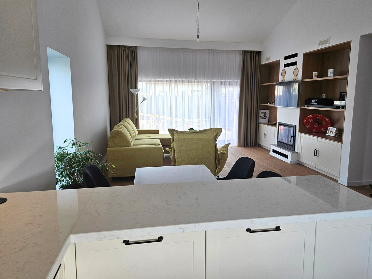 Mobilier pentru living din MDF termoformat realizat la comandă de NORVINIA