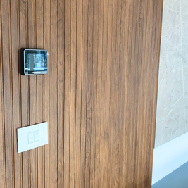 Mobilier pentru living realizat la comandă de NORVINIA