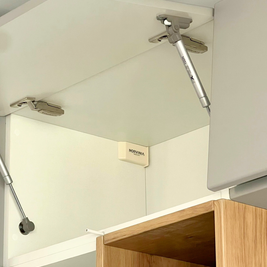 Mobilier pentru living din MDF termoformat realizat la comandă de NORVINIA