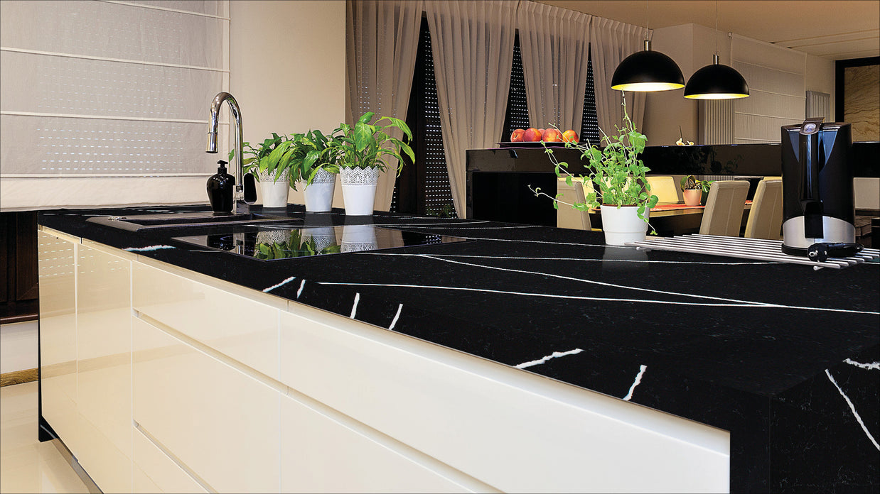 Calacatta Noir Satin - 7530L