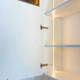Mobilier din MDF termoformat cu blat din cuarț compozit și chiuvetă montată sub blat