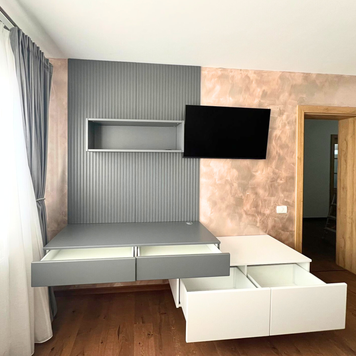 Mobilier la comandă pentru dormitor, din MDF termoformat - comodă, dressing, noptiere