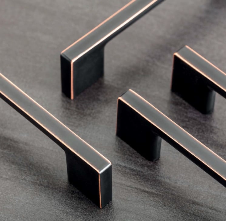 Mâner mobilă ZAMAK – cupru antic