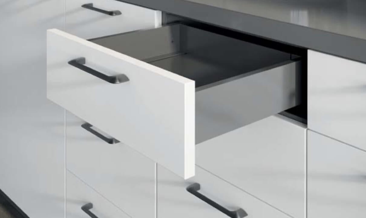 Buton mobilă MILAN 55x28 mm, negru mat