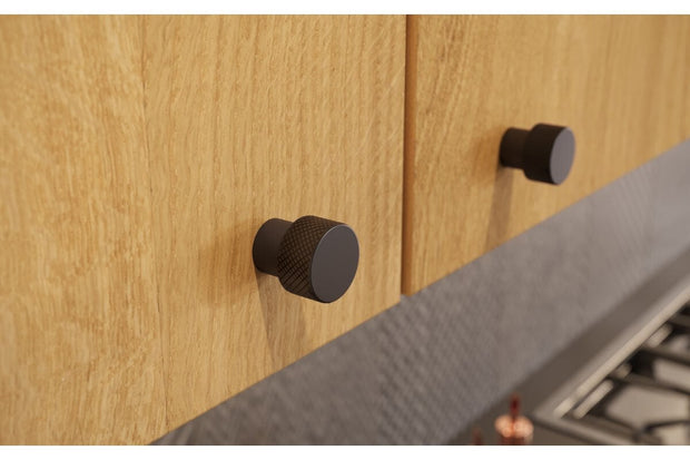 Buton mobilă STRUCTURE 22x23 mm, negru mat