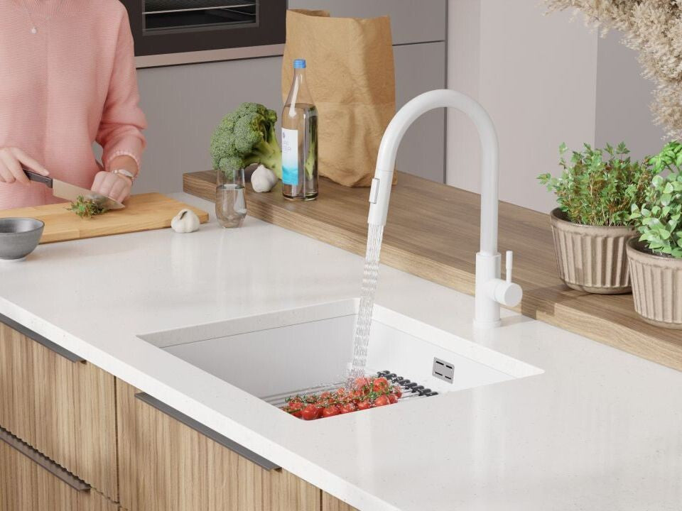 Chiuvetă de bucătărie din granit sub blat cu scurgător intern Step și cea mai mare cuvă XXL – Praga 60 Level (+ scurgător cu rolă GRATUIT)