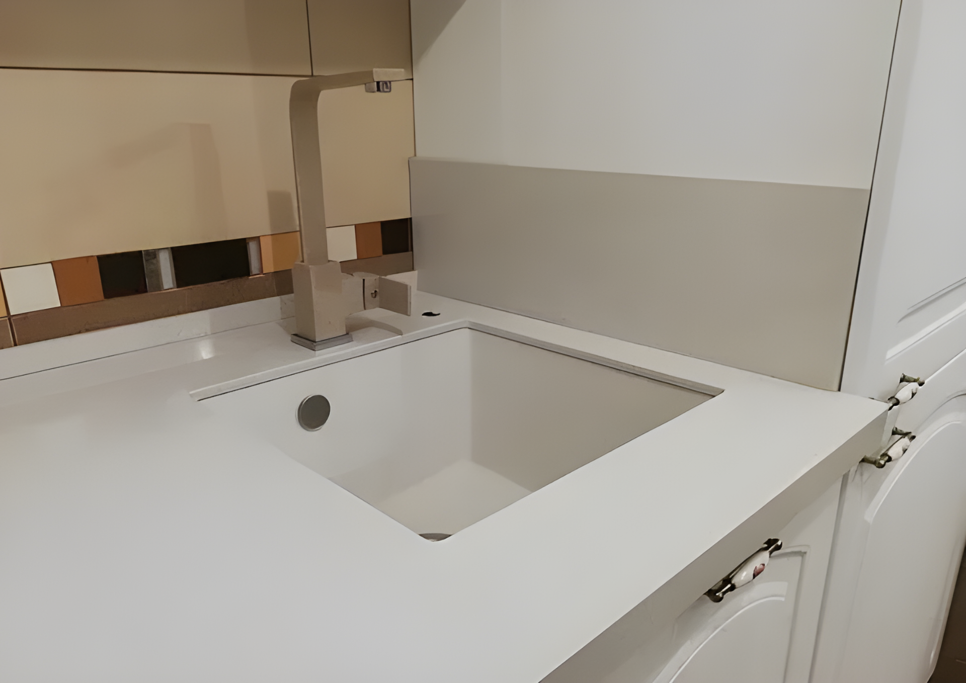 Chiuveta sub blat marca Fat, din granit, fără picurător și cu o cuvă