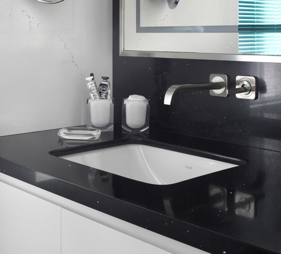 5751 Gala Black