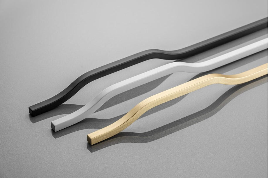 Mâner mobilă GRAVEL LONG – brushed gold