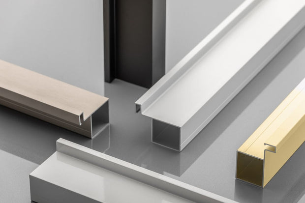 Profil mâner vertical de margine VELLO TJ, 3 m, inox