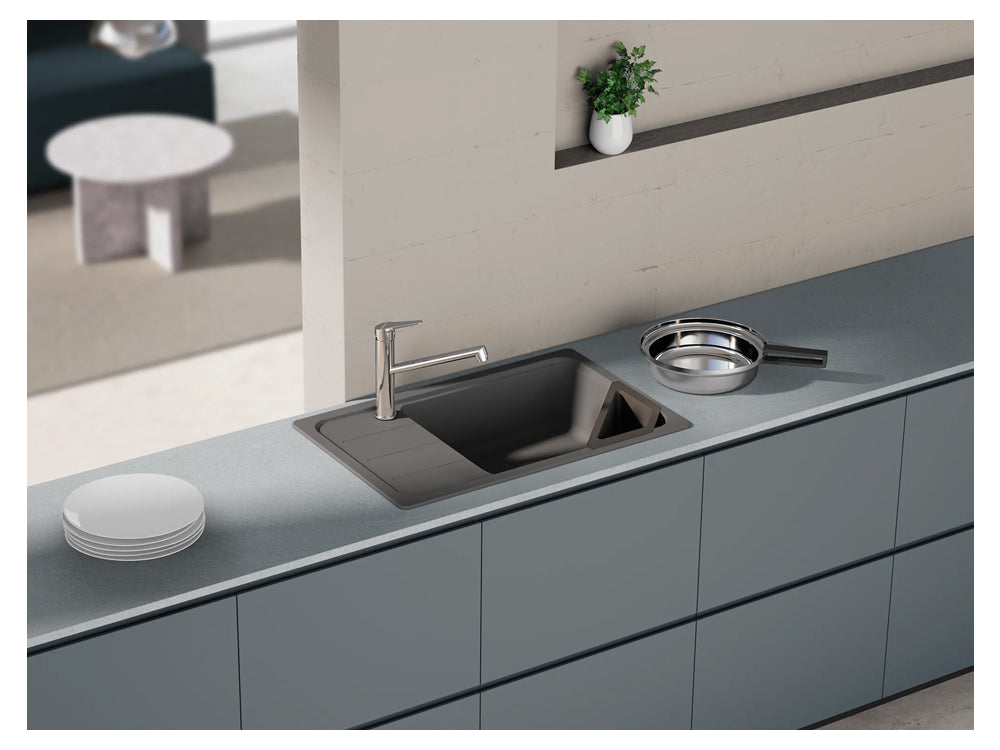 Vas plastic perforat pentru colț, negru