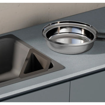 Vas plastic perforat pentru colț, negru